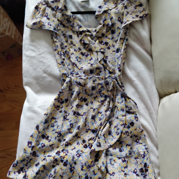 Sunday Best New Ruffle Wrap Dress - Picture 12 of 16